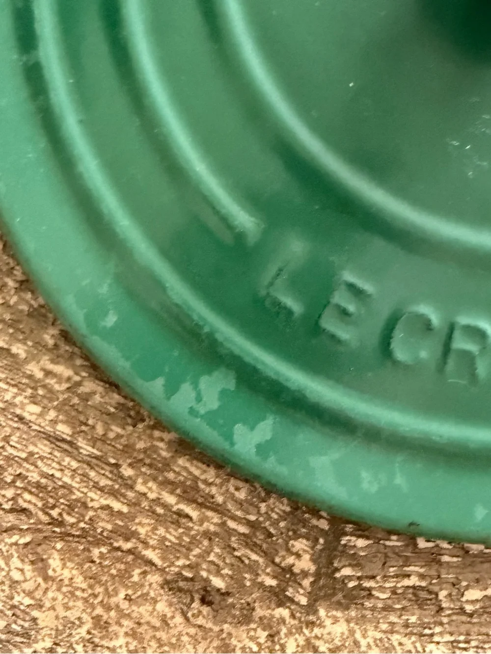 Le Creuset this listing